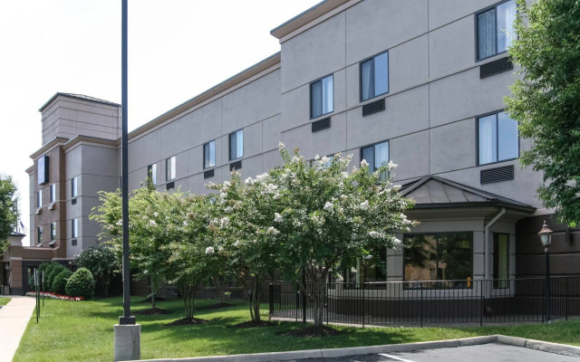 Comfort Inn & Suites Ashland – Richmond North