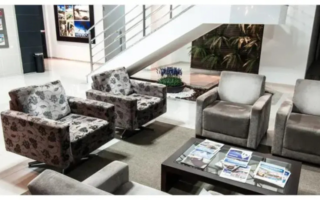 Serras Hotel