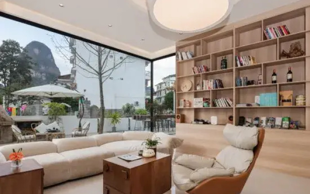 Yunyue Shanyu Homestay (Shili Gallery Yulonghe Branch)