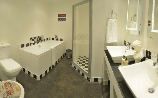 Duke and Duchess Boutique Hotel
