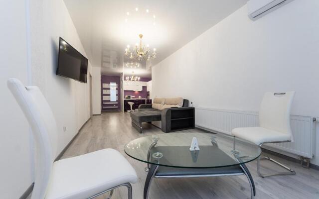 Flatrent Drahomanova 2a