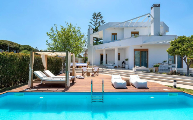 Love White Villa