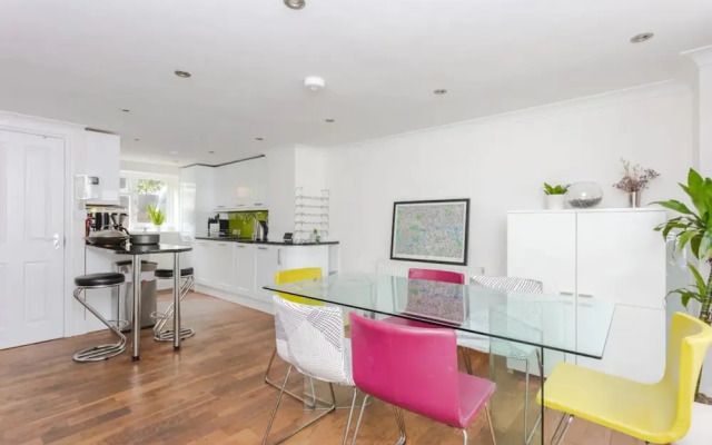 Stylish 3 Bedroom Home With Garden Near Kings Cross