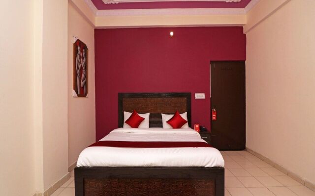 OYO 12123 Hotel Sweet Dreams