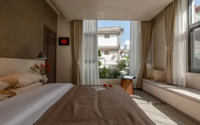 Lijiang Yixi Yixia Designer's Light - luxury Homestay (Gucheng Store)