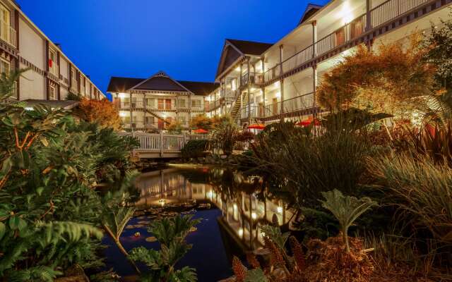 hotelImage