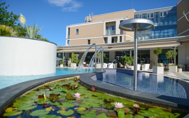 Aura Hotel - Adults Only