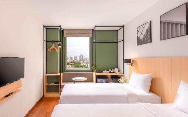 ibis Bangkok Sathorn