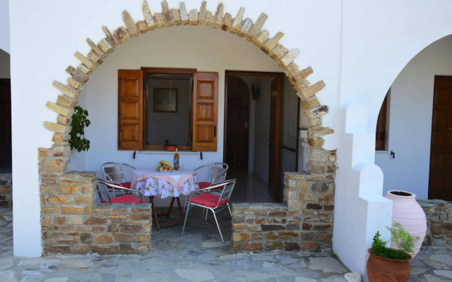 Zanneta Apartments and Suites