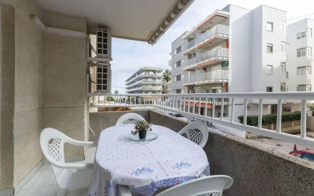Estornell With 2 Bedrooms and 1 Bathrooms