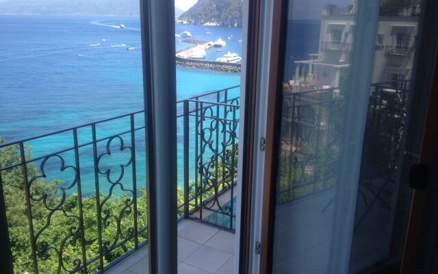 Capri Inn