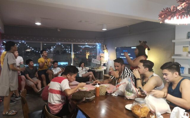 HQ hostel Silom