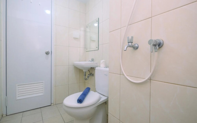 Full Parquet @ 2BR Springlake Bekasi Apartment