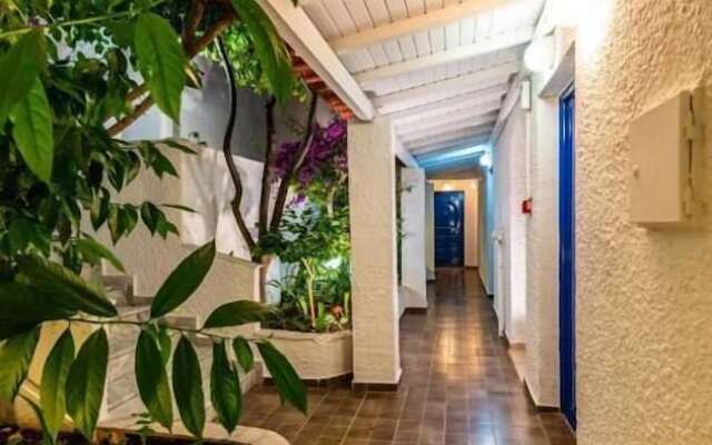 Hotel Elena