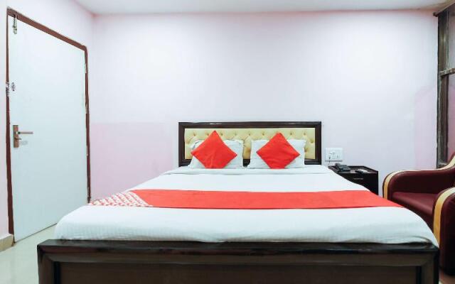 OYO 66862 Hotel Diamond Park