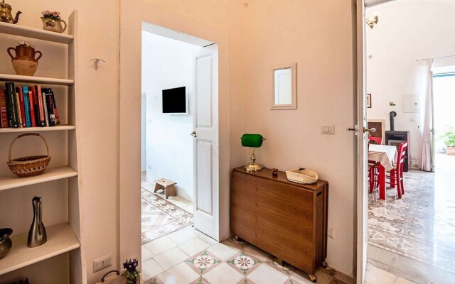 Quaint Holiday Home in Lecce Apulia near Town Center