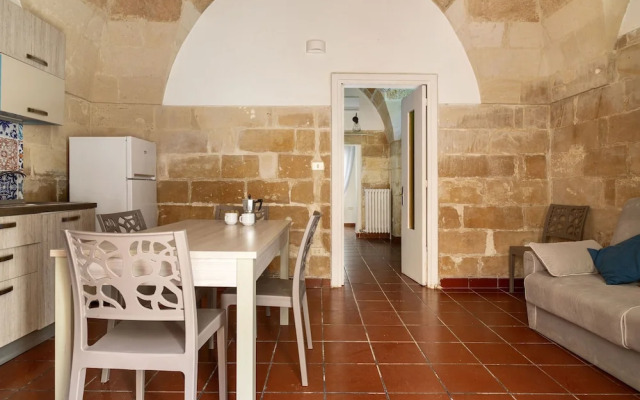 3936 Corte dei Falconi by Barbarhouse