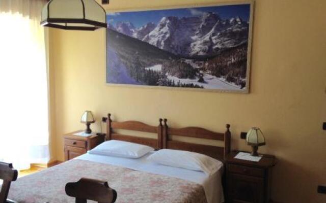 Albergo Garnì Ajarnola