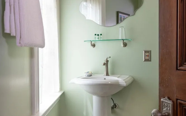 Sinclair Inn Bed and Breakfast