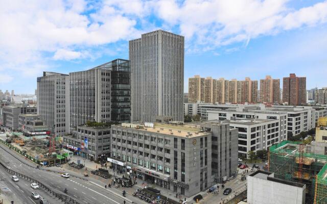 JI Hotel Shanghai Xujiahui Yishan Road