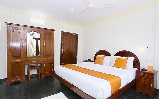 Fabhotel Wateredge Beach Resort