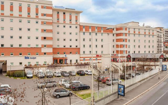 ibis Paris Défense Courbevoie