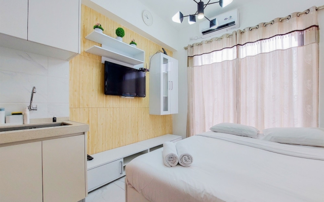 Relaxing Studio Room At Sky House Bsd Apartment