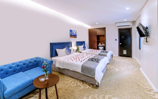 Thu Trang Beachfront Hotel