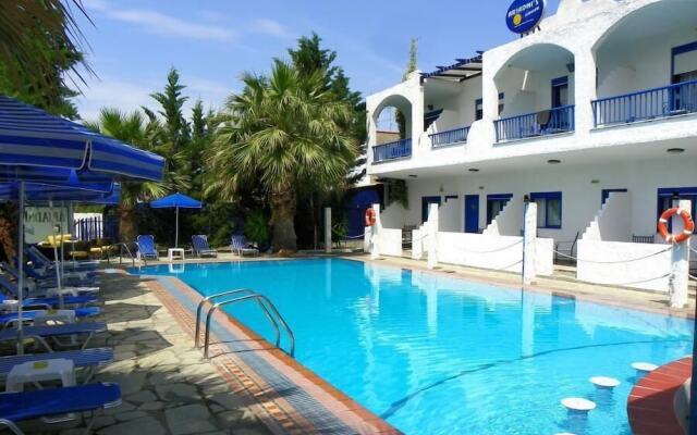 Ariadni Blue Hotel