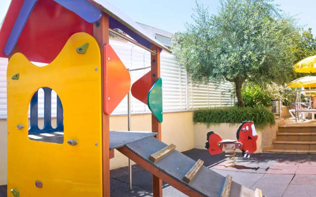 Hotel GHT Oasis Tossa & Spa