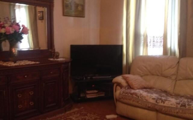 Nika Guest House
