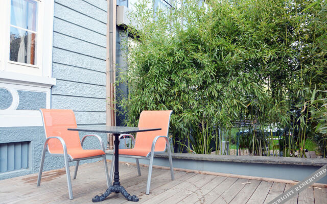 Apartments Logis 69