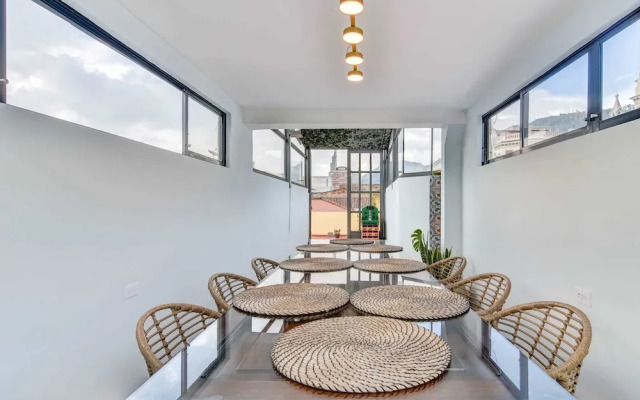 Chic 4BR Getaway in Vibrant La Candelaria