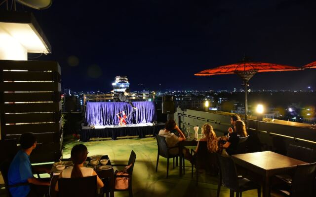 Sanctuary Hotel