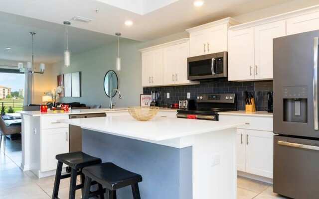 4721 Unit 105 Stunning Apartment 2BD