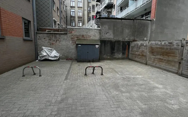 Pleasant Apartment With Frontal sea View