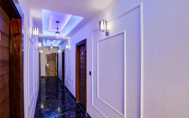 OYO Flagship 805340 Hotel Imperial Boutique