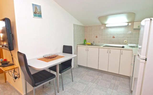 Apartments Lillies 1390