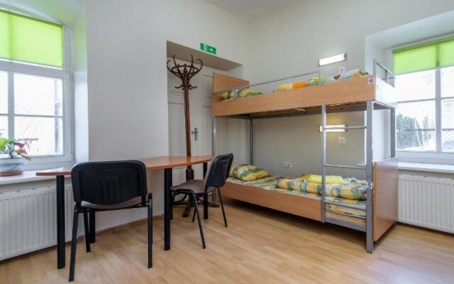 Hostel Filaretai