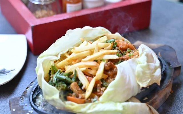 The Deccan Royaale