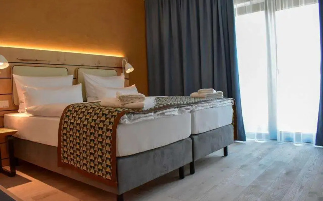 Walhalla Hotel Regensburg @ Hoeferer