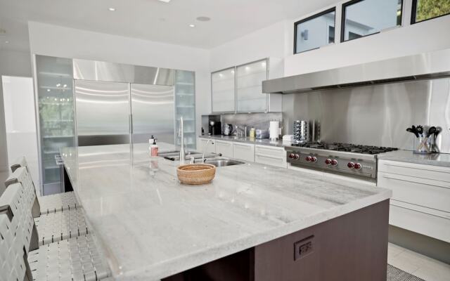 Winding Way - Modern Malibu Masterpiece With Unobstructed Ocean Views