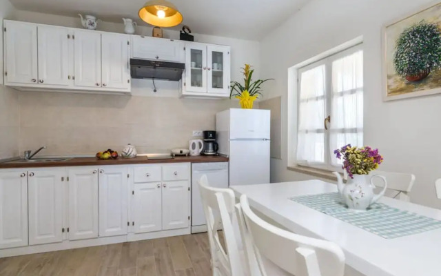 Jozefina Comfortable Holiday Residence
