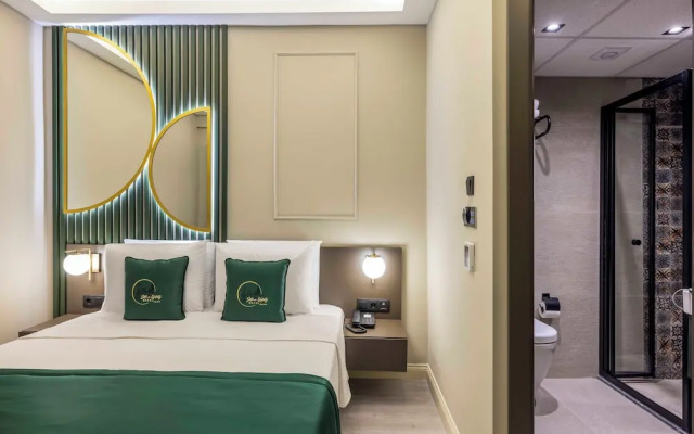 Sistina Old City Hotel