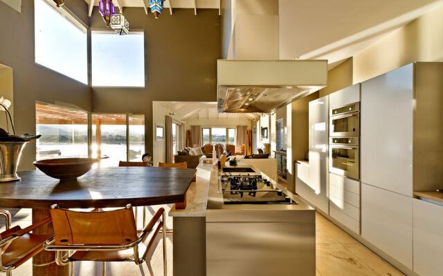 Plett Lagoon Villa