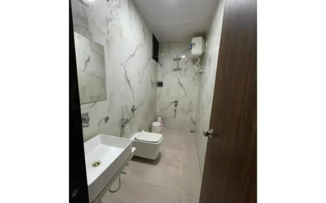 Hotel Gopi Palace