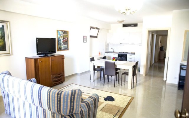 Apartment With 2 Bedrooms in Reggio Calabria, With Wonderful sea View,