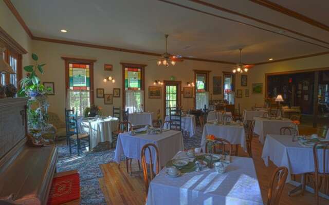 The Washington Irving Inn