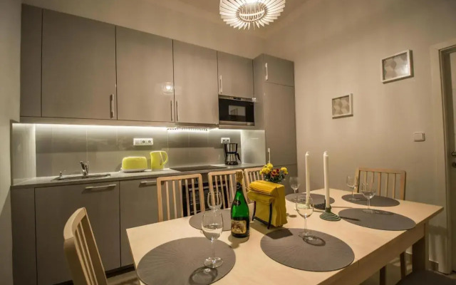 3Bdr City Center Ruterra Apartment