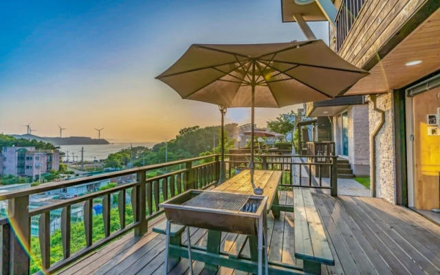 Daebudo Grand Blue Pension
